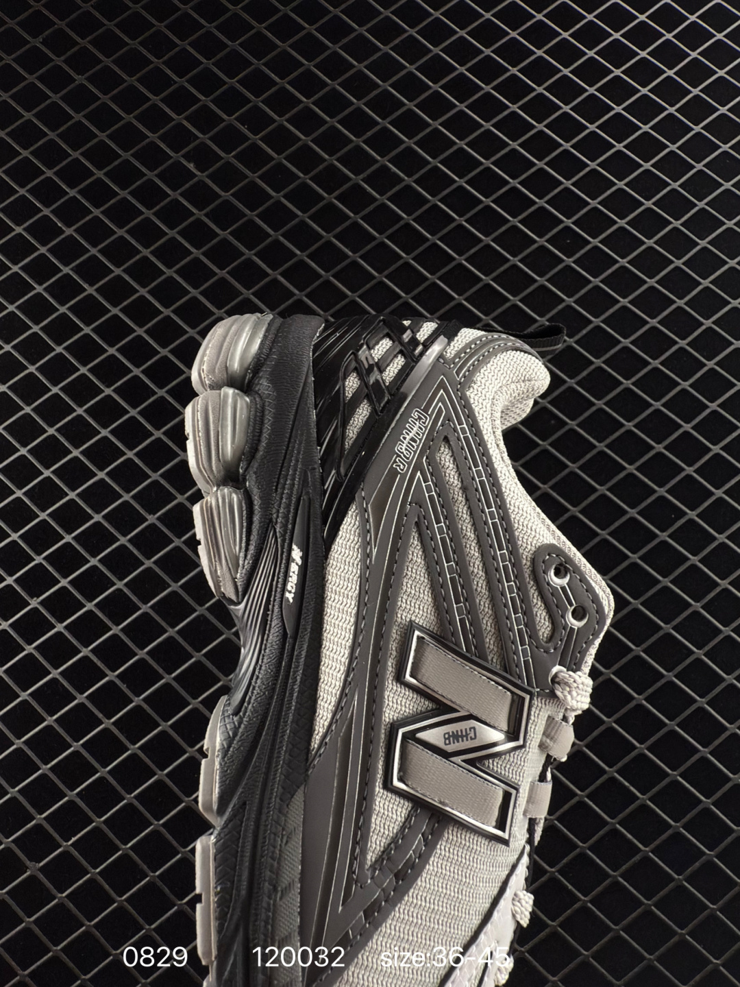 New Balance M1906RI NB